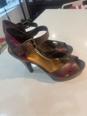 Nine West Burgundy and Brown Leather Strappy Sandals